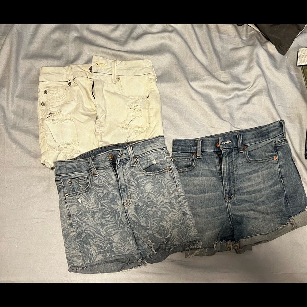 AMERICAN EAGLE SHORTS